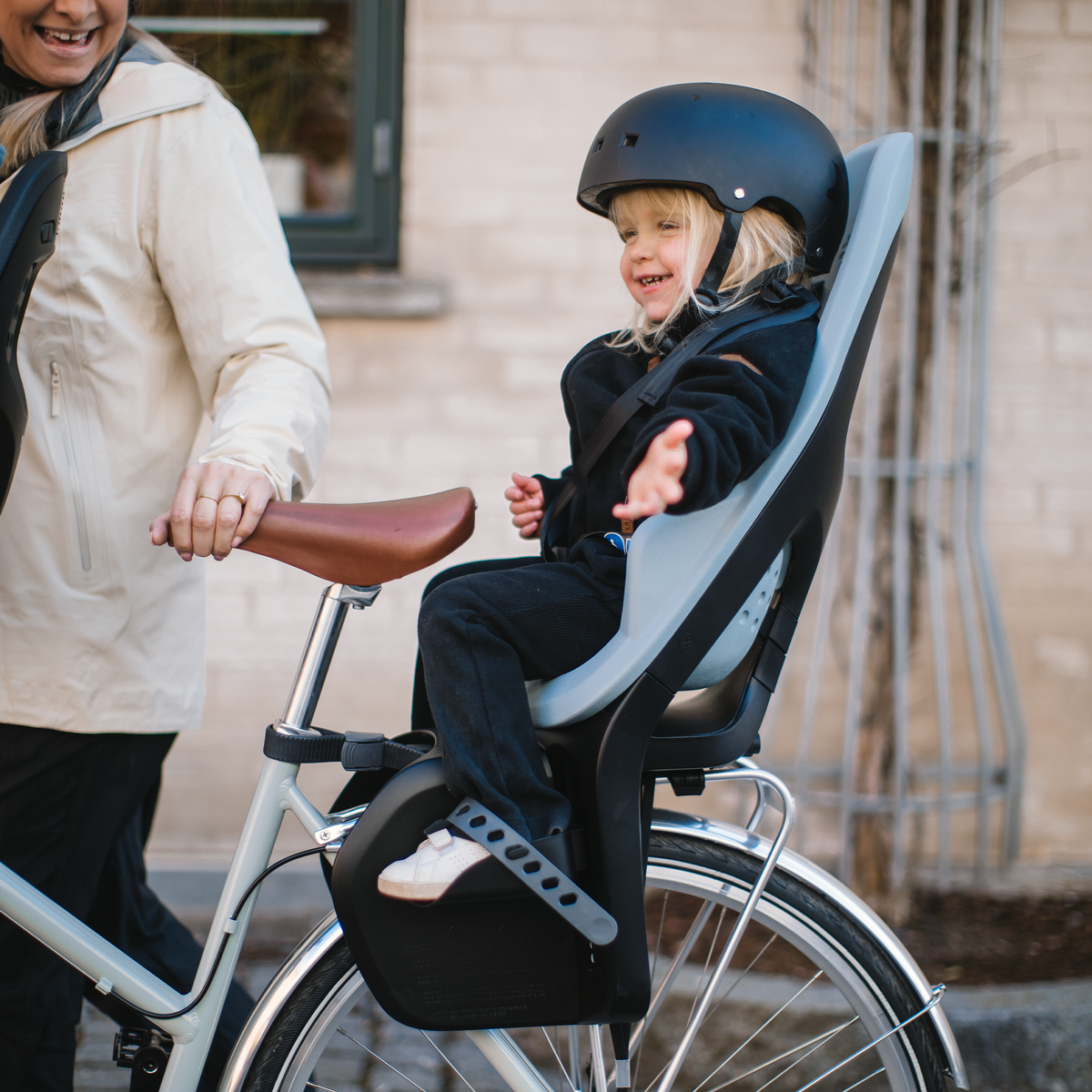 Thule Yepp Maxi 2 rack mount child bike seat