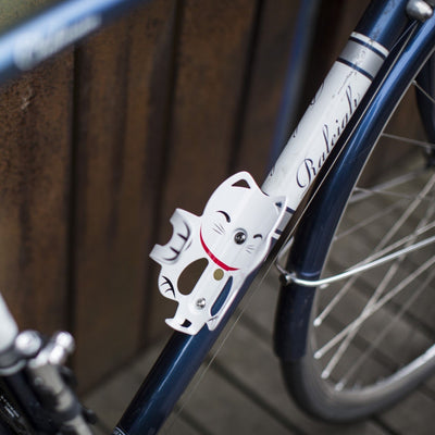 PDW The Lucky Cat Bottle Cage
