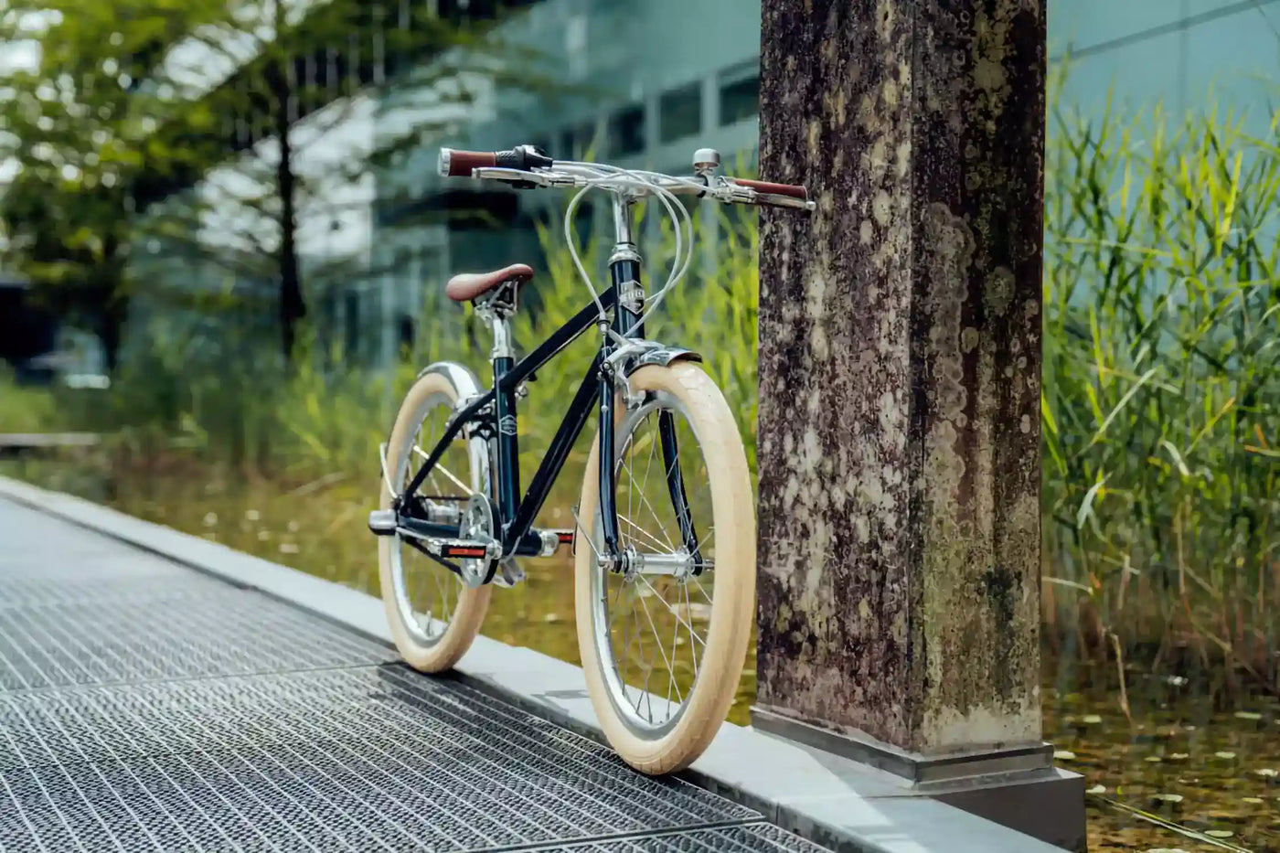 Vélo Siech Cycles Courroie en Carbone Junior 20" Bleu foncé - PRÉCOMMANDEZ MAINTENANT !