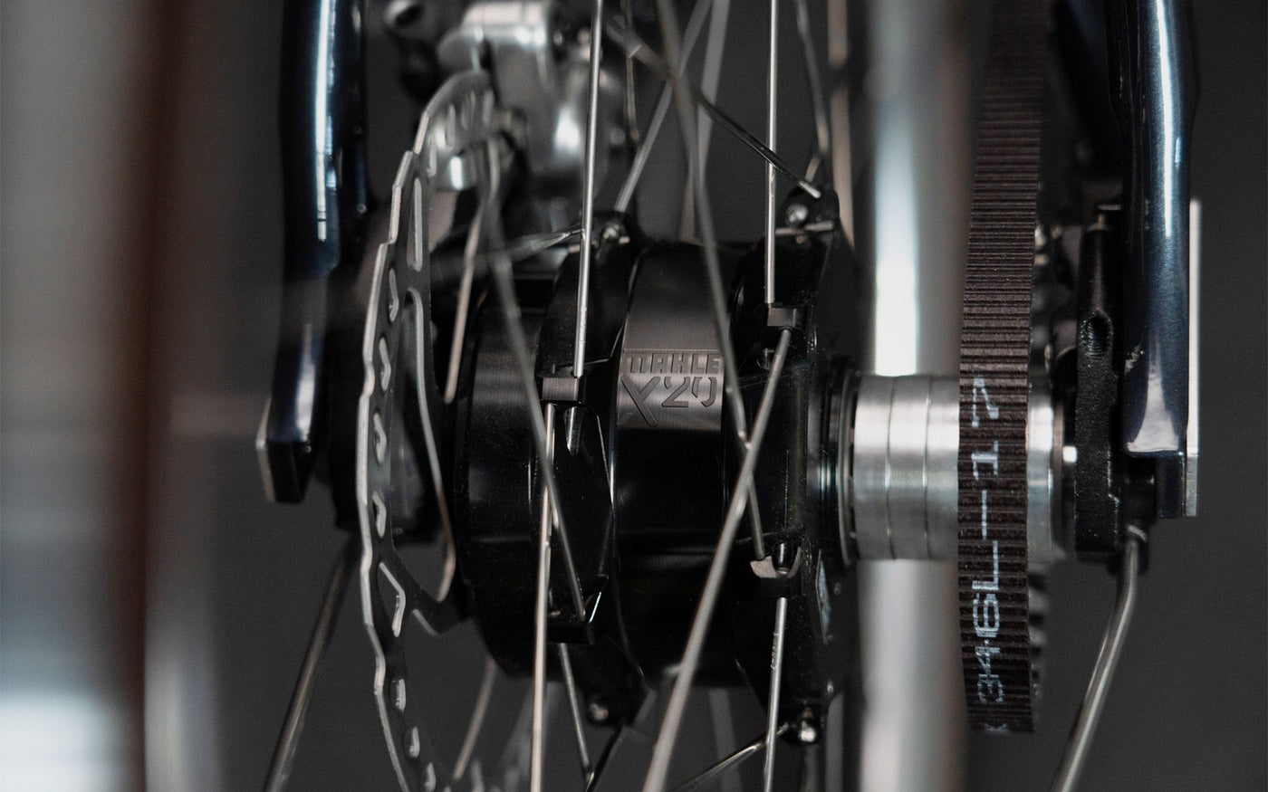 Schindelhauer Arthur Pinion 9 spds Mahle X20 - Carbon Belt Drive Ebike