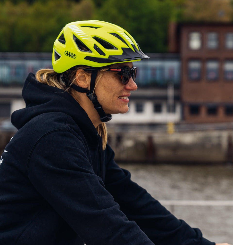 Abus commuter helmet 2025