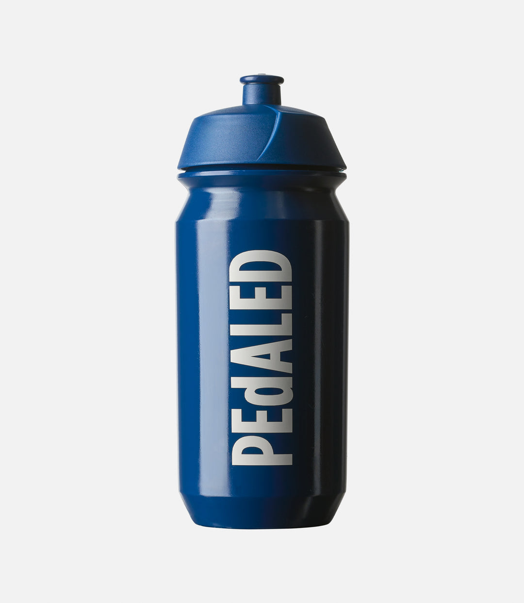 Pedaled Essential Water Bottle 500ml – VeloLifestyle 𝗯𝘆 𝗔𝗹𝗹𝗼 𝗩𝗲𝗹𝗼