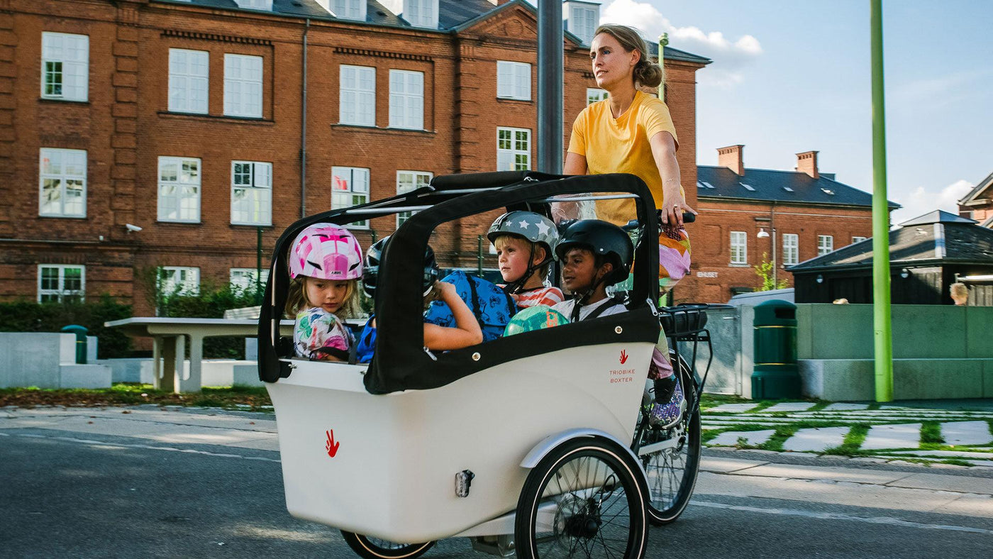 Triobike Boxter-E  Brose S Mid-drive Nexus 5 - 4 kids cargo bike